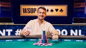 Brad Ruben Raih 5 Gelang Emas WSOP