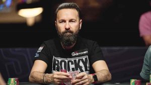 Daniel Negreanu Gelang Emas Kedelapan WSOP 2025